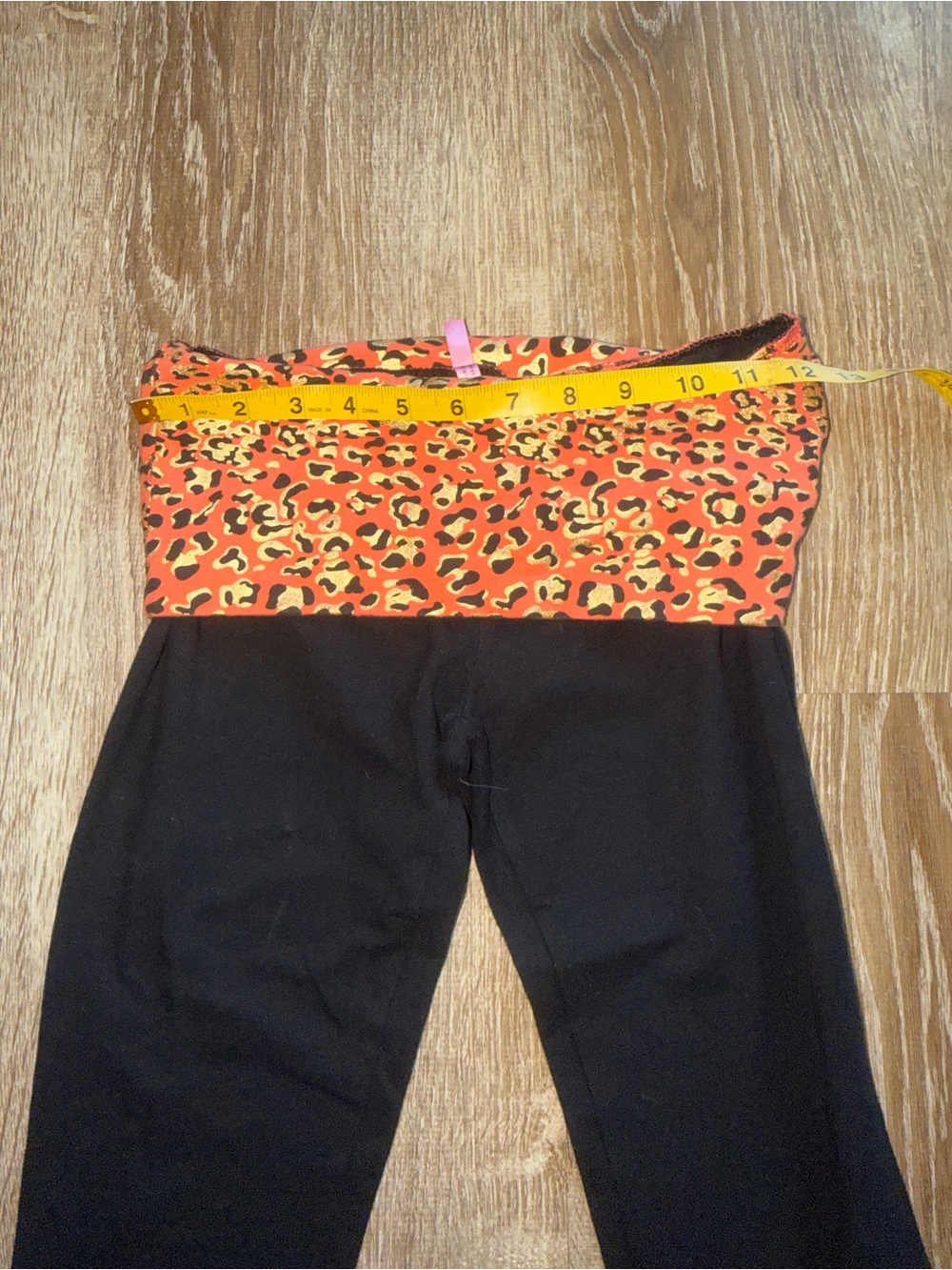 Vintage Y2K  Black Leggings with Orange Leopard Fold-Over Waistband - Picture 4 of 5